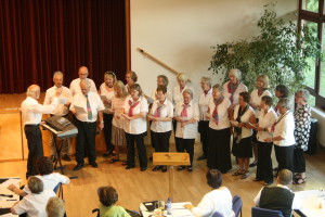 Sing & Swing unter der Leitung von Ernst Meßmer mit Südamerikanischen Weisen.